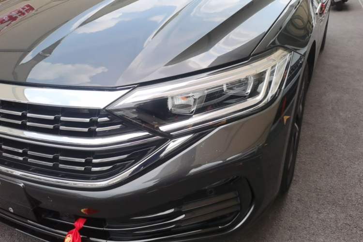 Used Volkswagen Sagitar 2024 300TSI DSG Excellence Edition Left Front Headlight