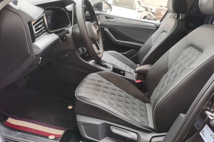 Used Volkswagen Sagitar 2024 300TSI DSG Excellence Edition Left Front Seat