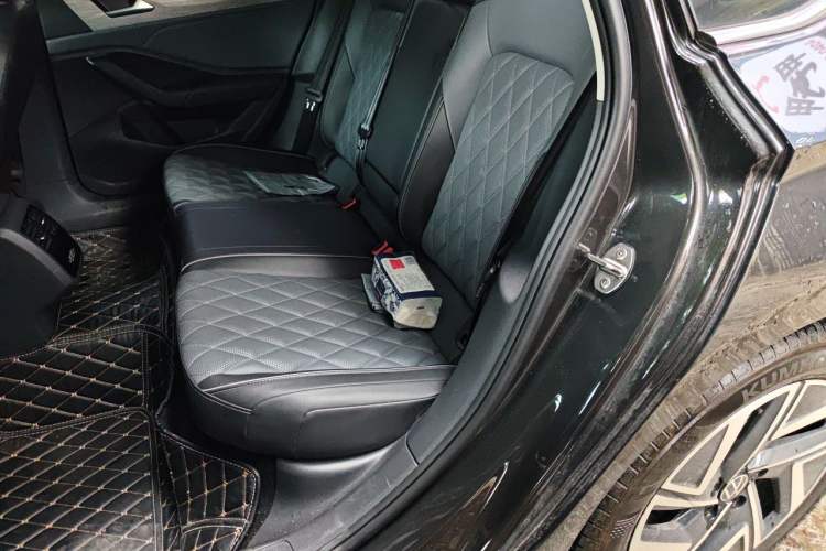 Used Volkswagen Sagitar 2024 300TSI DSG Excellence Edition Left Rear Seat