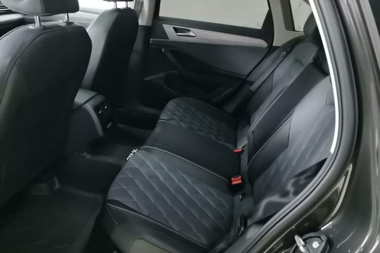 Used Volkswagen Sagitar 2024 300TSI DSG Excellence Edition Left Rear Seat