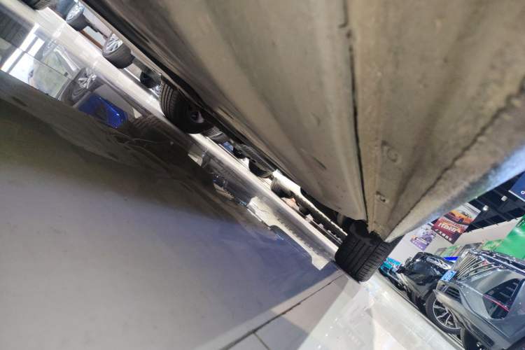 Used Volkswagen Sagitar 2024 300TSI DSG Excellence Edition Left Side Sill