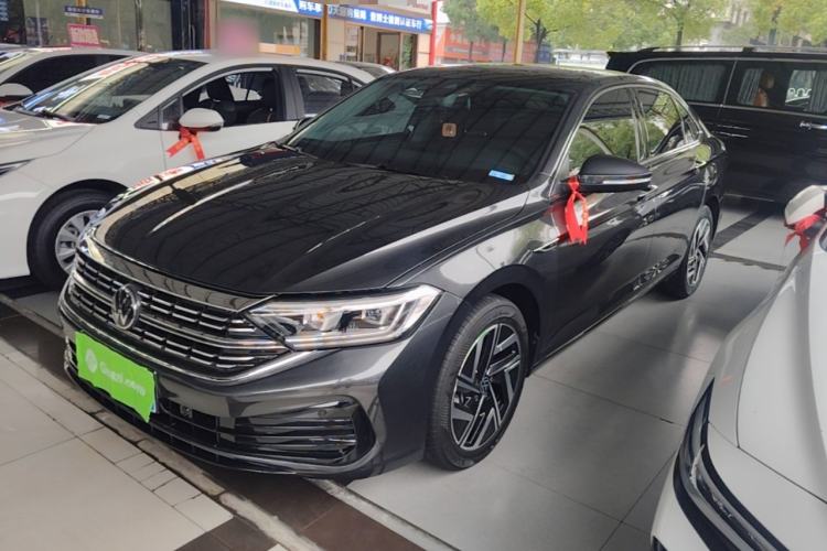 Volkswagen Sagitar 2024 300TSI DSG Excellence Edition - Beyond