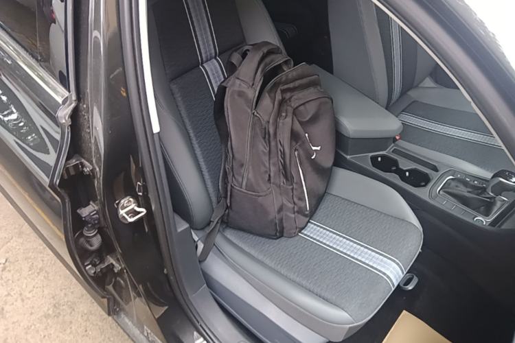 Used Volkswagen Sagitar 2024 200TSI DSG Flyover Edition Right Front Seat