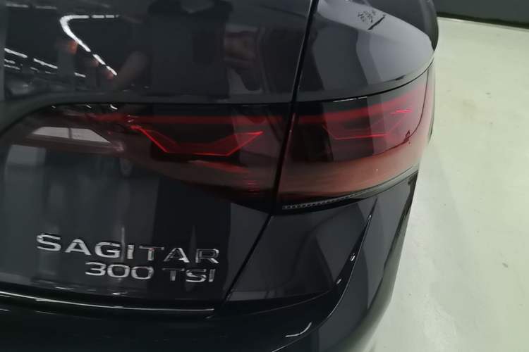 Used Volkswagen Sagitar 2024 300TSI DSG Excellence Edition Right Rear Taillight