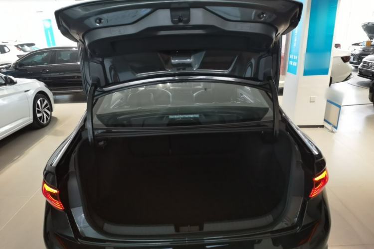 Used Volkswagen Sagitar 2024 300TSI DSG Excellence Edition Trunk