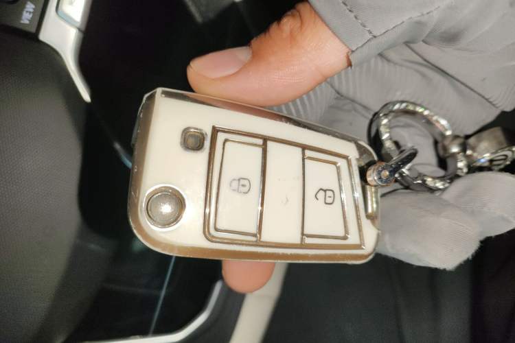 Used Volkswagen Sagitar 2024 300TSI DSG Excellence Edition Vehicle Key