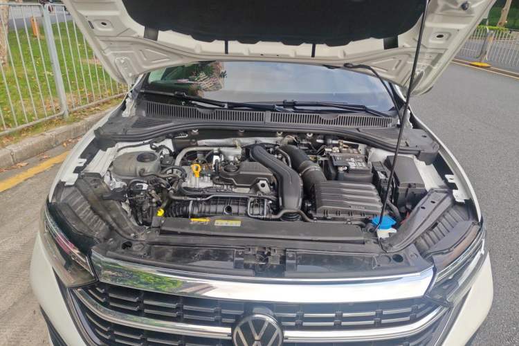 Used Volkswagen Sagitar 2024 300TSI DSG Excellence Edition Engine Bay