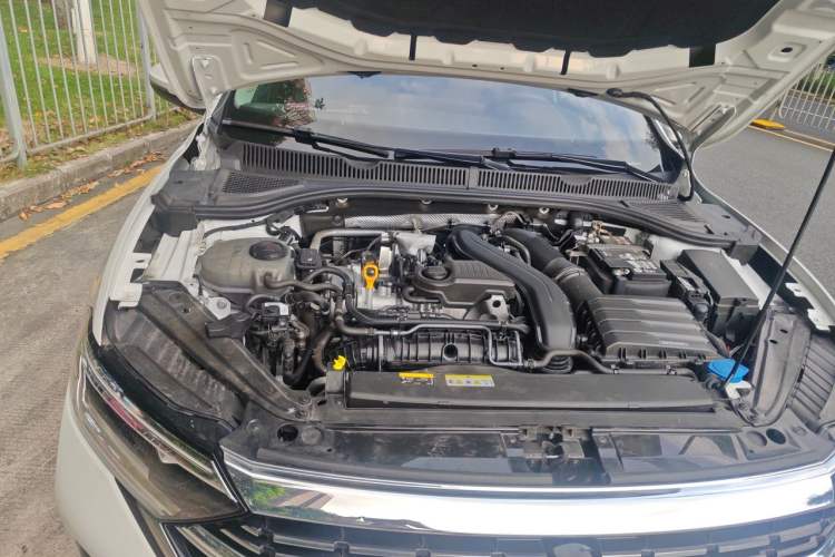 Used Volkswagen Sagitar 2024 300TSI DSG Excellence Edition Engine Bay Right
