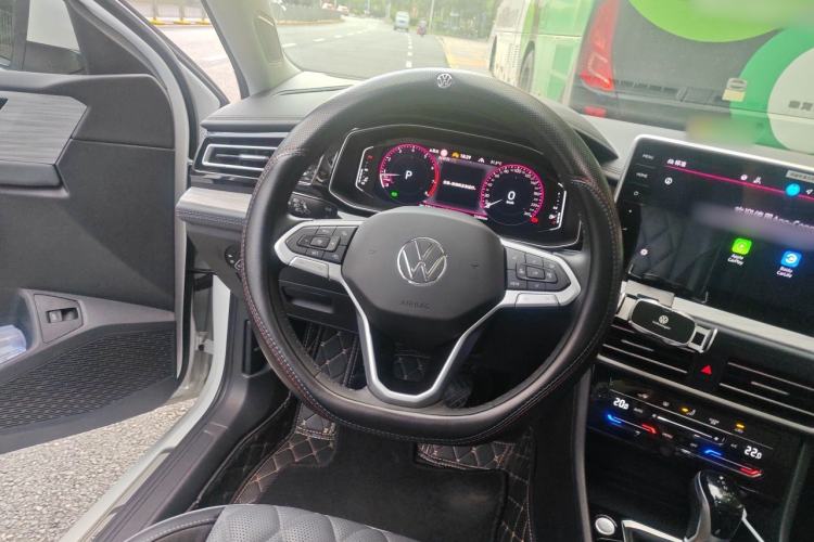 Used Volkswagen Sagitar 2024 300TSI DSG Excellence Edition Steering Wheel