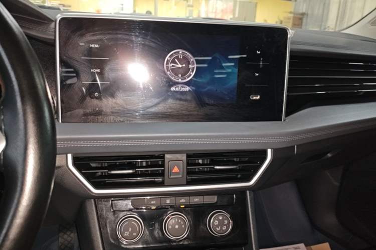 Used Volkswagen Sagitar 2024 200TSI DSG Flyover Edition Audio And AC Panel