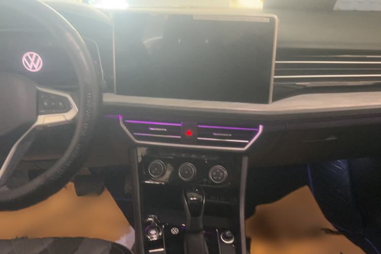 Used Volkswagen Sagitar 2024 300TSI DSG Excellence Edition Audio And AC Panel
