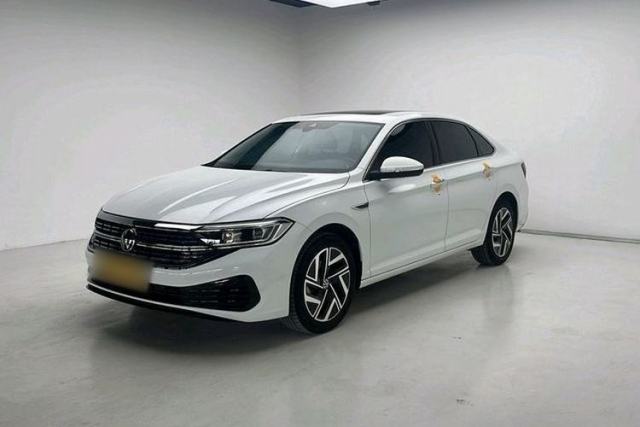 Ojetý Volkswagen Sagitar 2024 300TSI DSG Excellence Edition