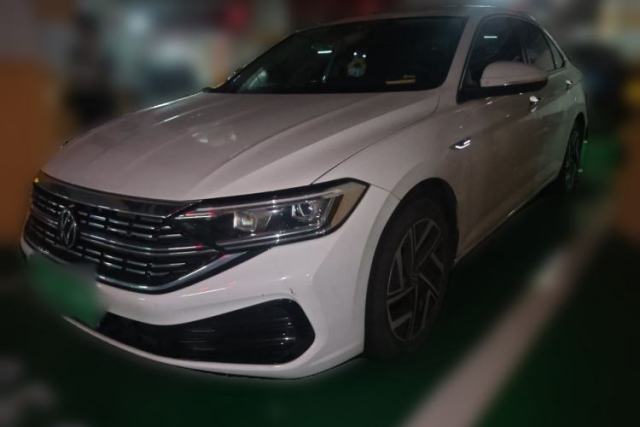 Volkswagen Sagitar 2024 300TSI DSG Excellence Edition usado