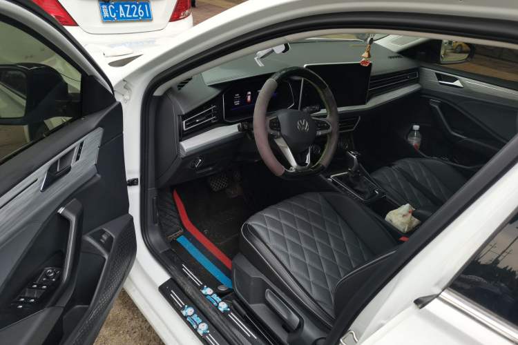 Used Volkswagen Sagitar 2024 300TSI DSG Excellence Edition Driver Seat