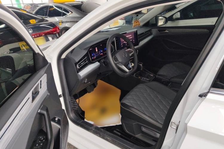 Used Volkswagen Sagitar 2024 300TSI DSG Excellence Edition Driver Seat