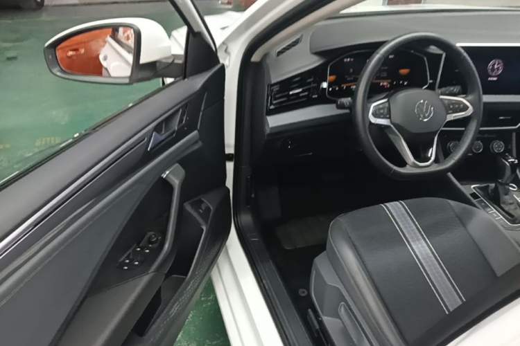 Used Volkswagen Sagitar 2024 200TSI DSG Flyover Edition Driver Seat