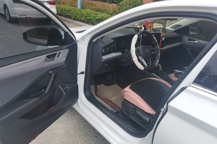 Used Volkswagen Sagitar 2024 300TSI DSG Excellence Edition Driver Seat