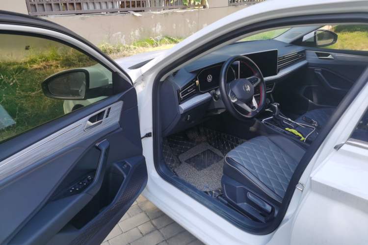 Used Volkswagen Sagitar 2024 300TSI DSG Flyover Edition Driver Seat
