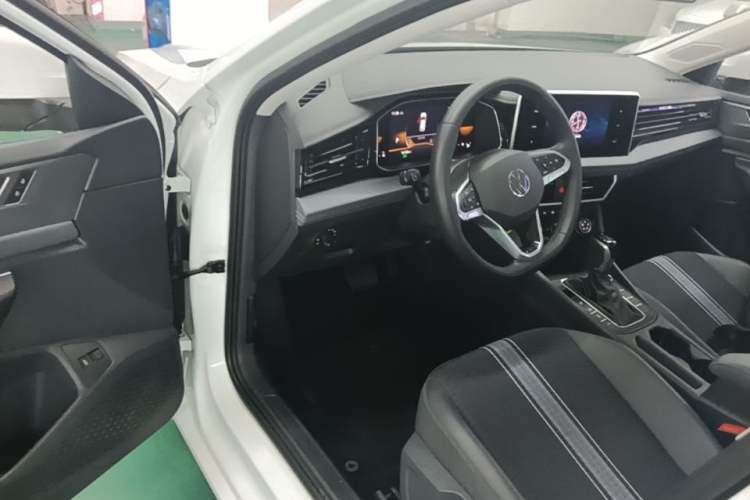 Used Volkswagen Sagitar 2024 200TSI DSG Flyover Edition Driver Seat