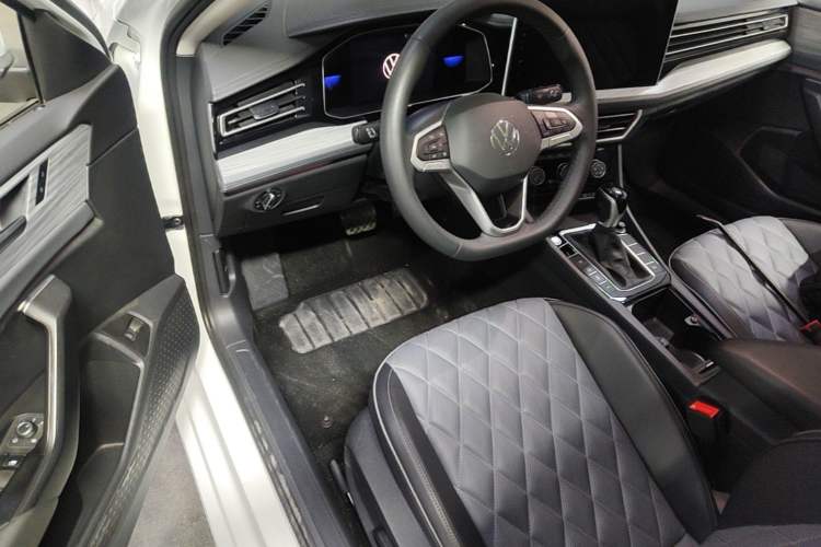 Used Volkswagen Sagitar 2024 300TSI DSG Excellence Edition Driver Seat