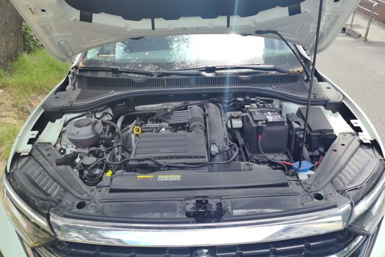 Used Volkswagen Sagitar 2024 200TSI DSG Excellence Edition Engine Bay