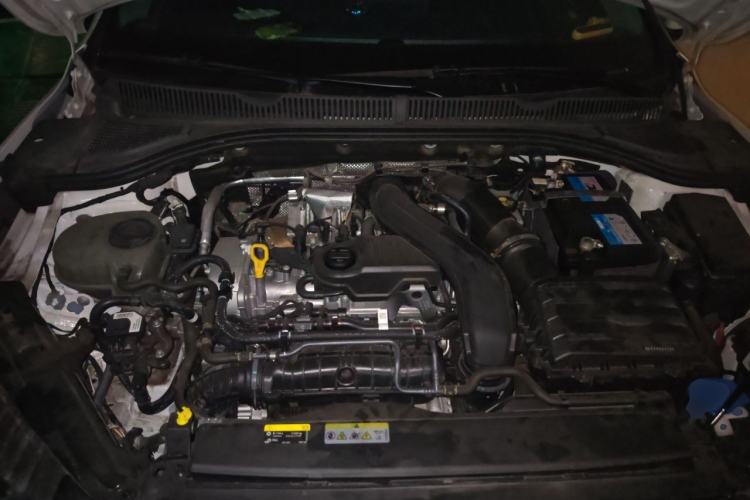 Used Volkswagen Sagitar 2024 300TSI DSG Excellence Edition Engine Bay