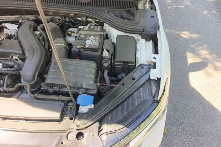Used Volkswagen Sagitar 2024 300TSI DSG Excellence Edition Engine Bay Left