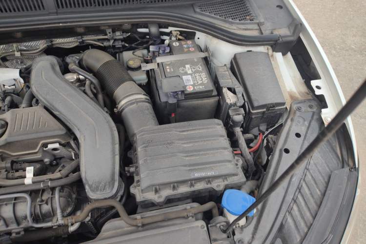 Used Volkswagen Sagitar 2024 300TSI DSG Excellence Edition Engine Bay Left