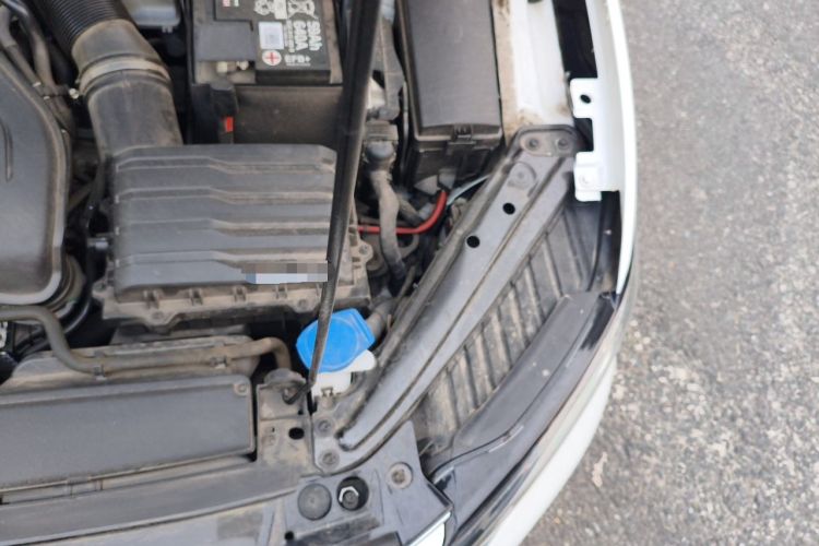 Used Volkswagen Sagitar 2024 300TSI DSG Flyover Edition Engine Bay Left