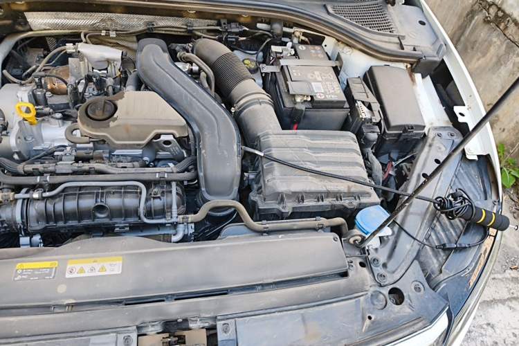 Used Volkswagen Sagitar 2024 300TSI DSG Flyover Edition Engine Bay Left