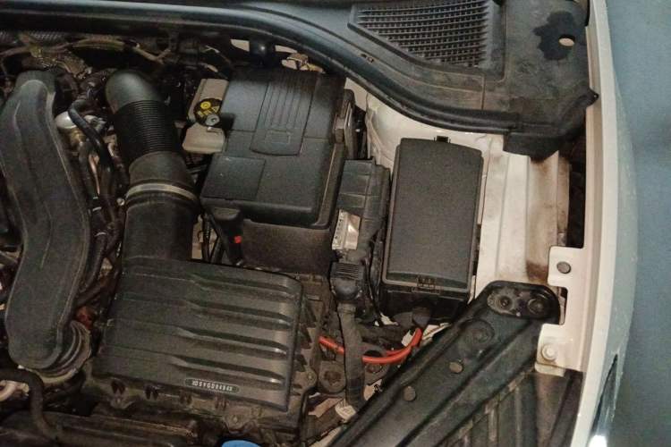Used Volkswagen Sagitar 2024 300TSI DSG Excellence Edition Engine Bay Left