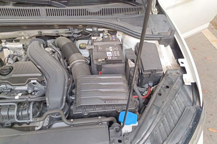 Used Volkswagen Sagitar 2024 300TSI DSG Excellence Edition Engine Bay Left