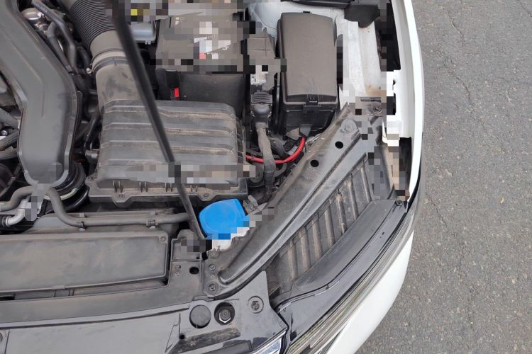 Used Volkswagen Sagitar 2024 300TSI DSG Excellence Edition Engine Bay Left