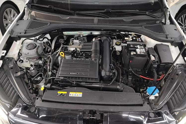 Used Volkswagen Sagitar 2024 200TSI DSG Flyover Edition Engine Bay