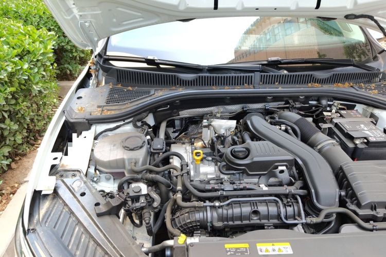 Used Volkswagen Sagitar 2024 300TSI DSG Excellence Edition Engine Bay Right