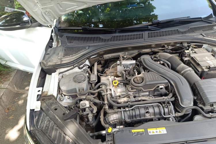 Used Volkswagen Sagitar 2024 300TSI DSG Excellence Edition Engine Bay Right