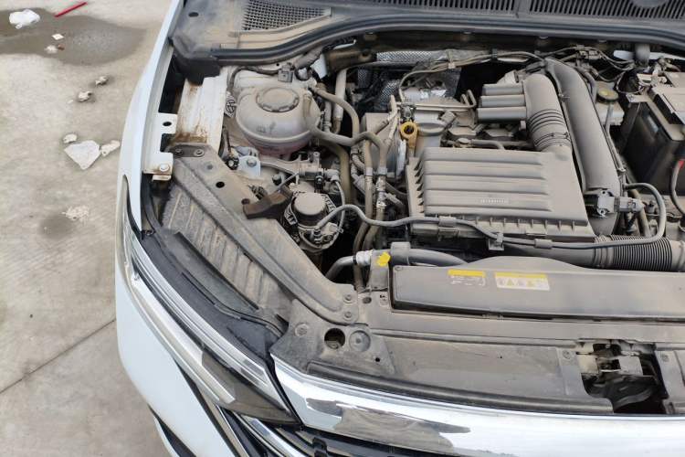 Used Volkswagen Sagitar 2024 200TSI DSG Flyover Edition Engine Bay Right
