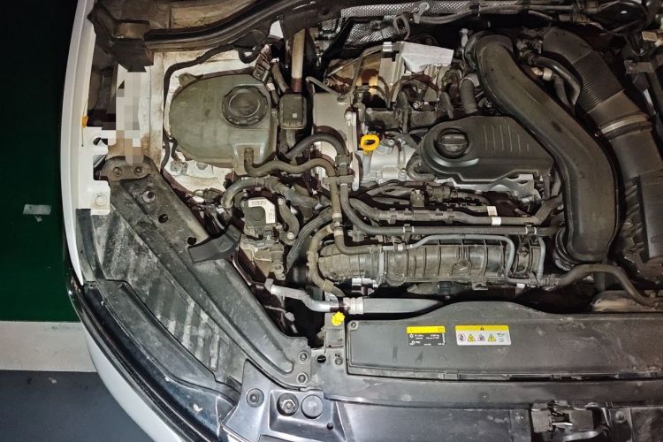Used Volkswagen Sagitar 2024 300TSI DSG Excellence Edition Engine Bay Right