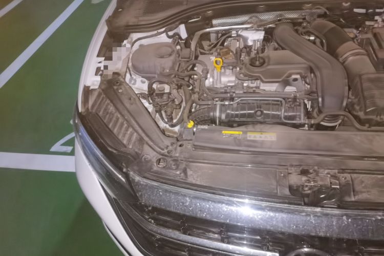 Used Volkswagen Sagitar 2024 300TSI DSG Excellence Edition Engine Bay Right