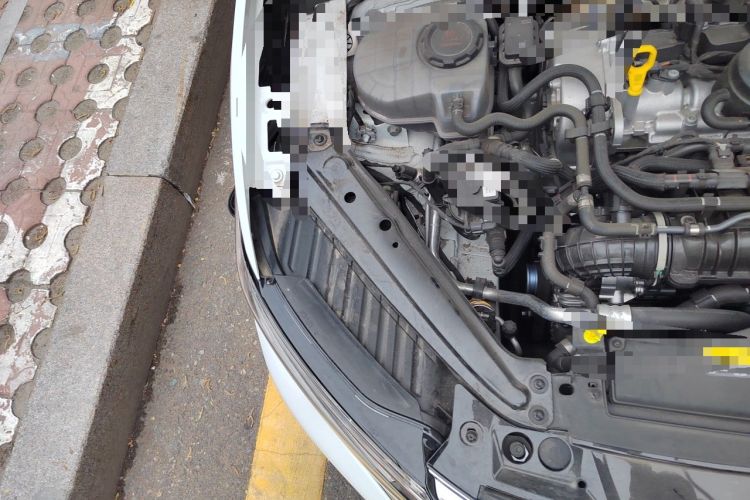 Used Volkswagen Sagitar 2024 300TSI DSG Excellence Edition Engine Bay Right