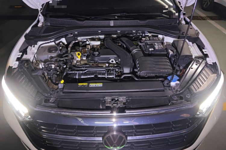 Used Volkswagen Sagitar 2024 300TSI DSG Excellence Edition Engine Bay