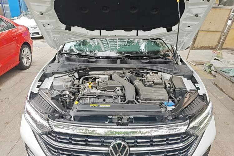 Used Volkswagen Sagitar 2024 300TSI DSG Excellence Edition Engine Bay