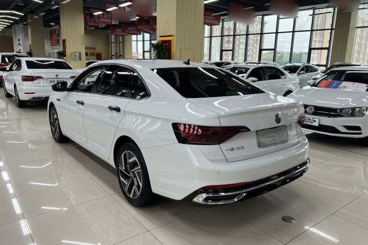 Used Volkswagen Sagitar 2024 300TSI DSG Excellence Edition Exterior 3