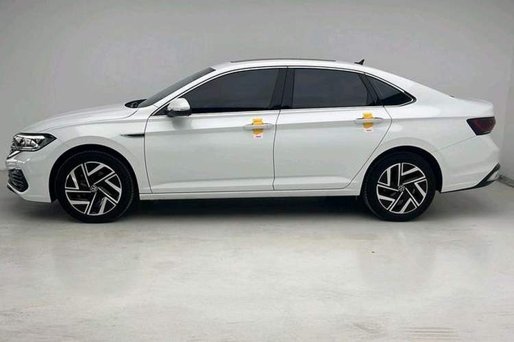 Used Volkswagen Sagitar 2024 300TSI DSG Excellence Edition Exterior 3