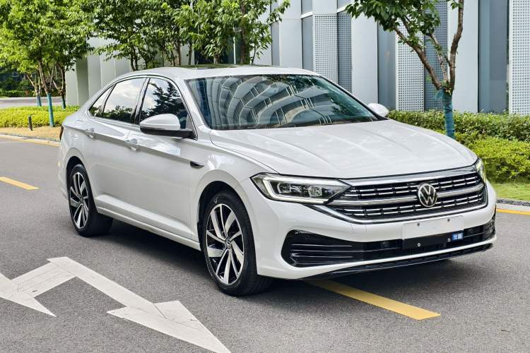 Used Volkswagen Sagitar 2024 300TSI DSG Excellence Edition Exterior 3