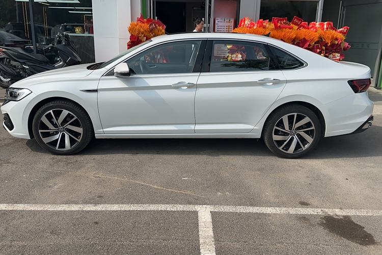Used Volkswagen Sagitar 2024 300TSI DSG Excellence Edition Exterior 4