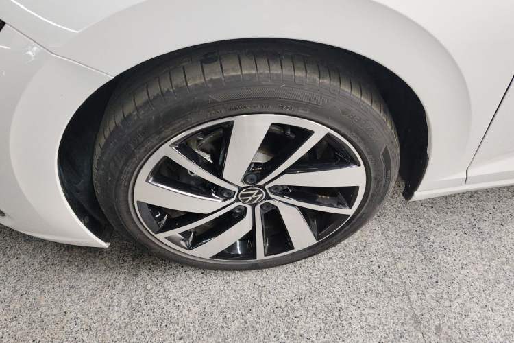 Used Volkswagen Sagitar 2024 300TSI DSG Excellence Edition Exterior 4