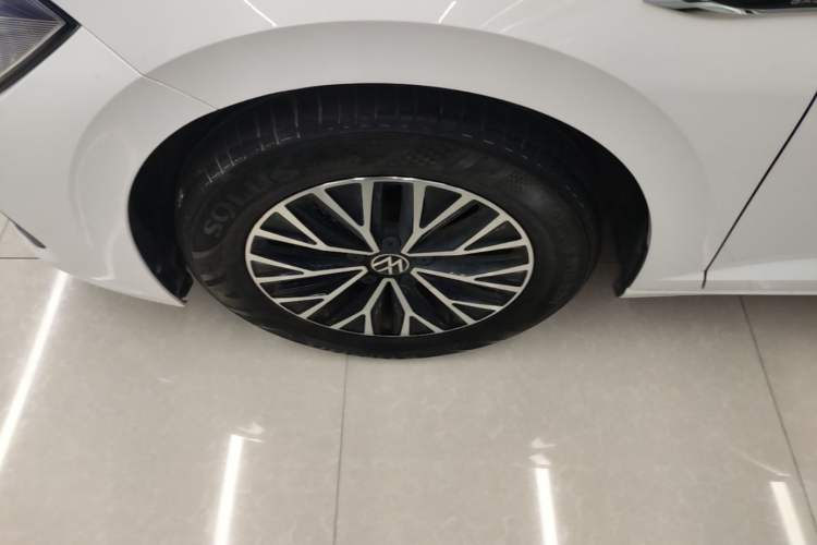 Used Volkswagen Sagitar 2024 200TSI DSG Flyover Edition Exterior 4
