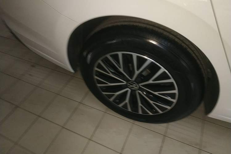 Used Volkswagen Sagitar 2024 200TSI DSG Flyover Edition Exterior 4