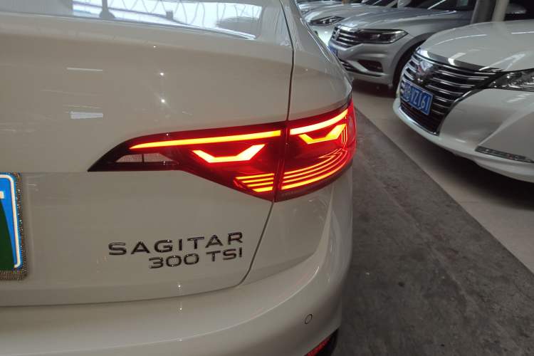 Used Volkswagen Sagitar 2024 300TSI DSG Excellence Edition Exterior 6